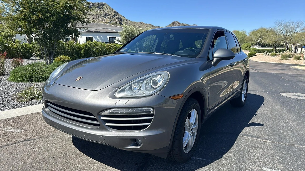 2013 Porsche 958 Cayenne Diesel - Image 4 of 31