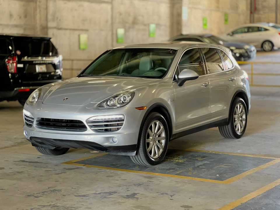 2013 Porsche 958 Cayenne Diesel - Image 27 of 31