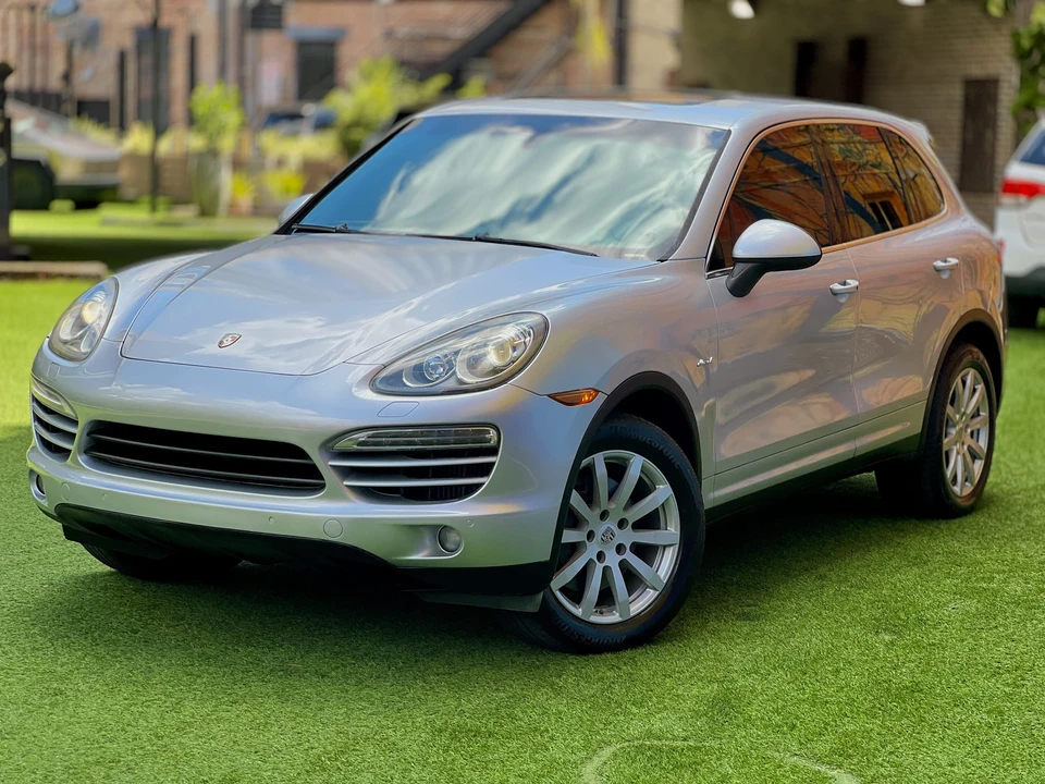2013 Porsche 958 Cayenne Diesel - Image 29 of 31