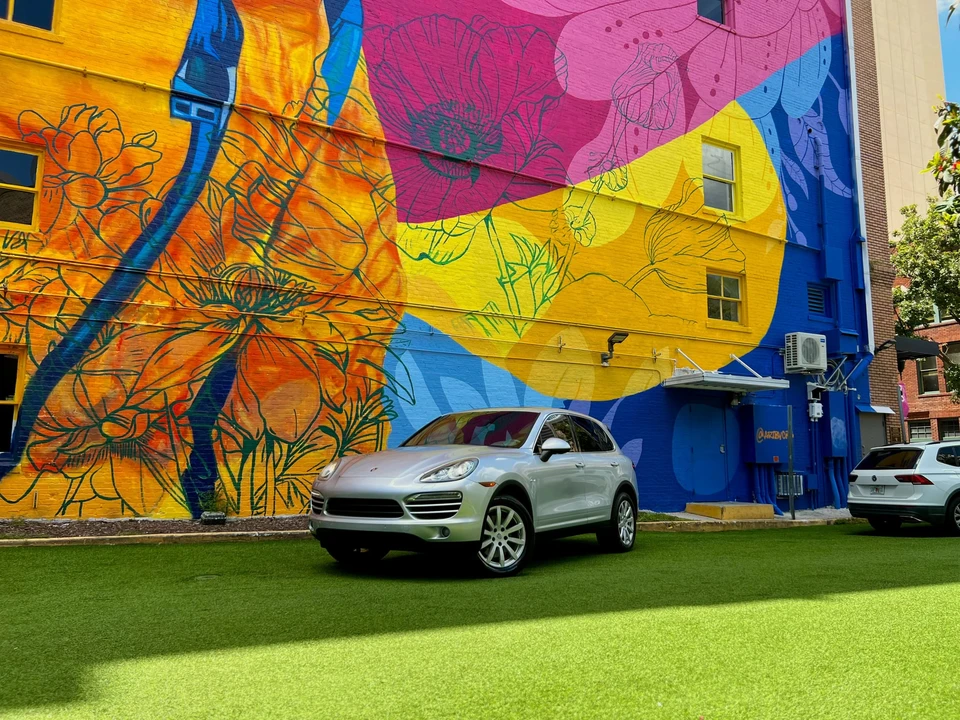 2013 Porsche 958 Cayenne Diesel - Image 2 of 31