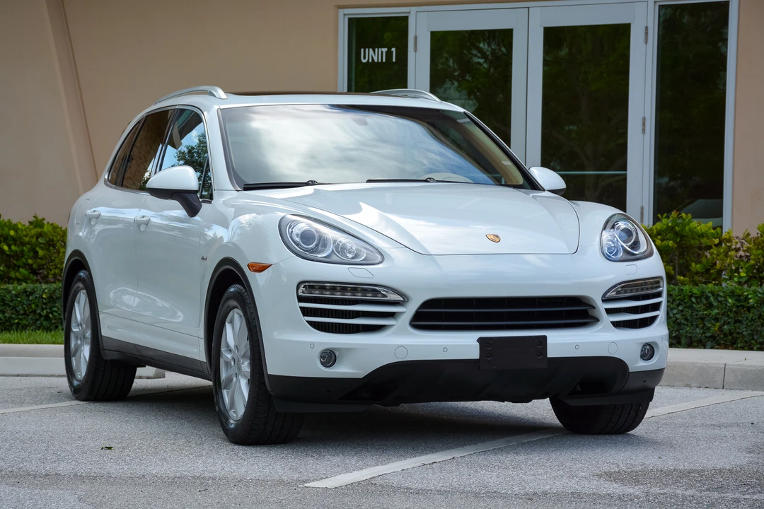2013 Porsche 958 Cayenne Diesel - Image 16 of 31