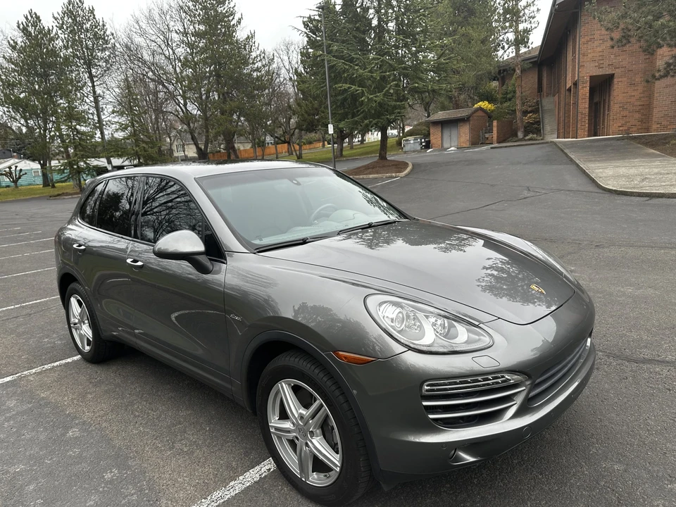 2013 Porsche 958 Cayenne Diesel - Image 16 of 31
