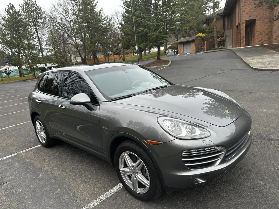 2013 Porsche 958 Cayenne Diesel - Image 13 of 31