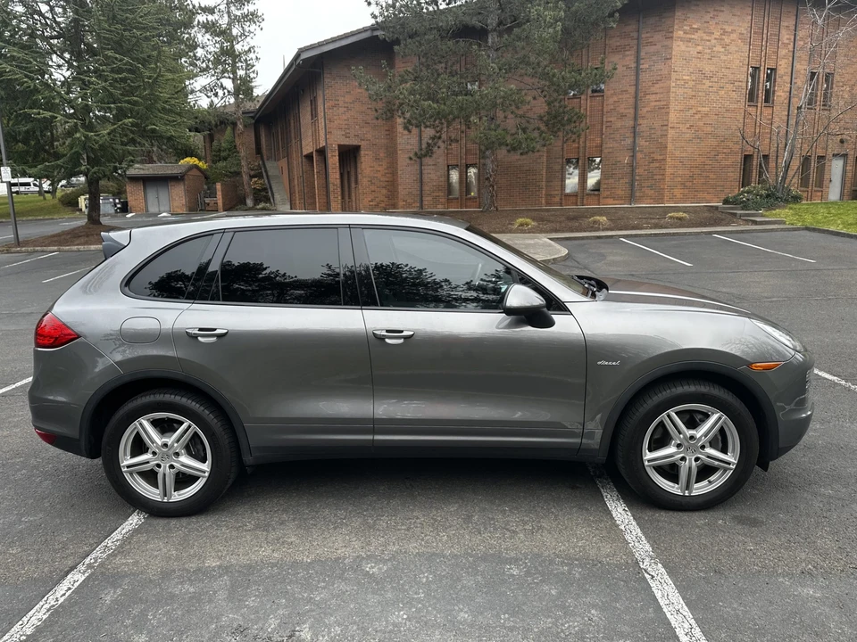 2013 Porsche 958 Cayenne Diesel - Image 19 of 31