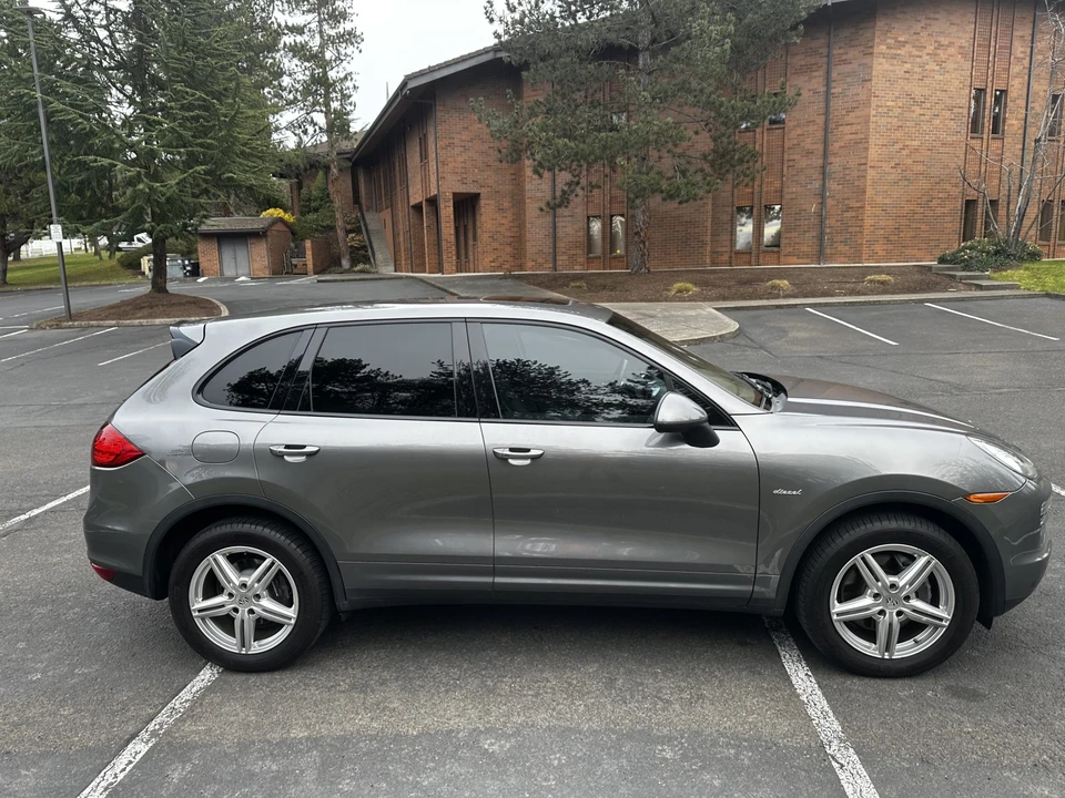2013 Porsche 958 Cayenne Diesel - Image 17 of 31