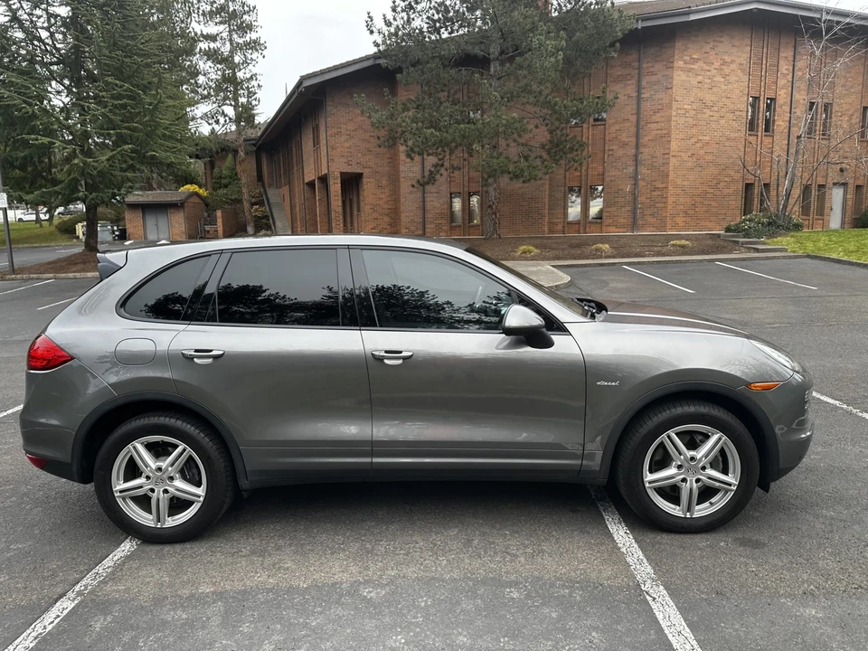 2013 Porsche 958 Cayenne Diesel - Image 18 of 31