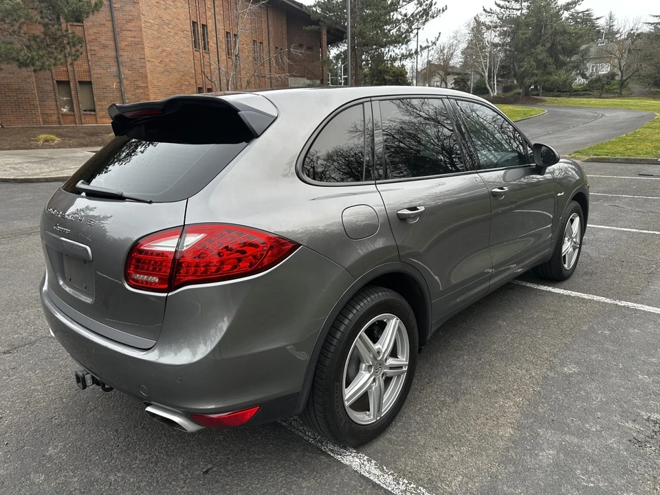 2013 Porsche 958 Cayenne Diesel - Image 26 of 31