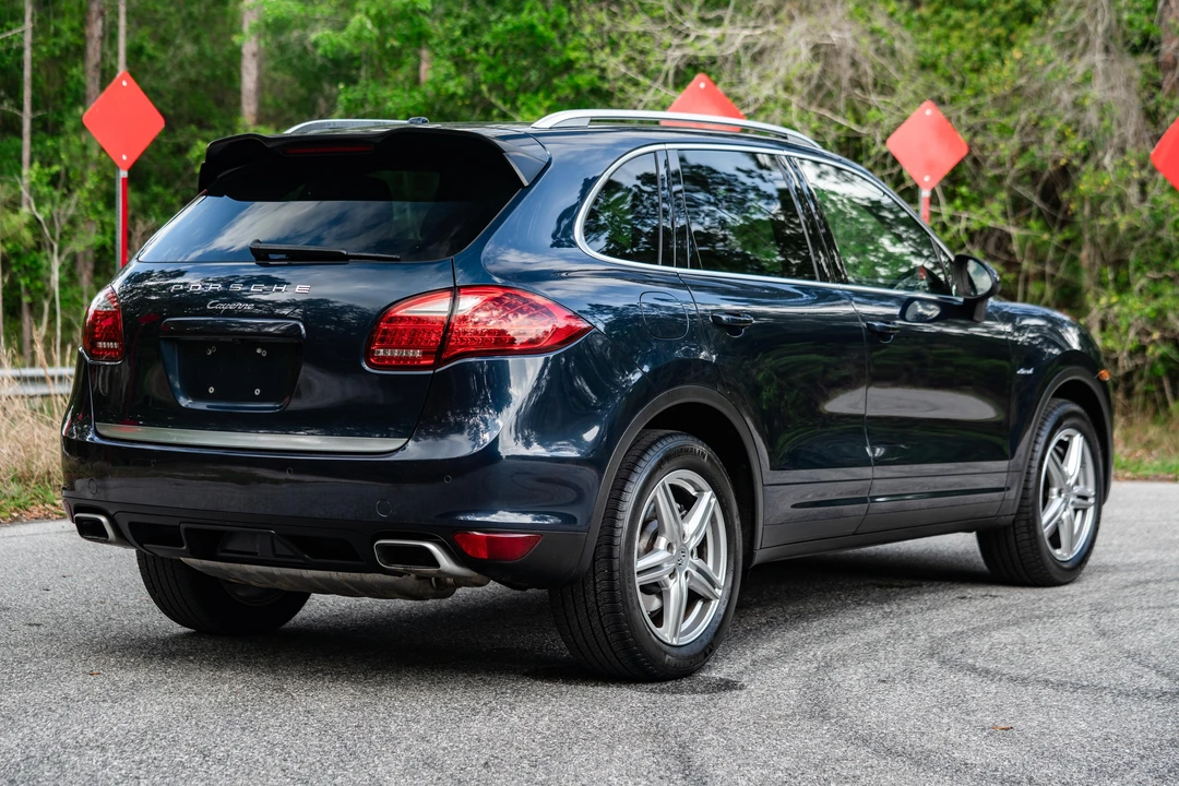 2013 Porsche 958 Cayenne Diesel - Image 16 of 31