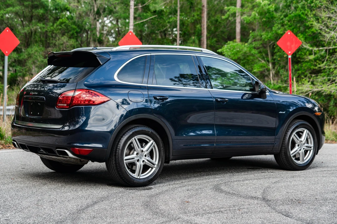 2013 Porsche 958 Cayenne Diesel - Image 18 of 31
