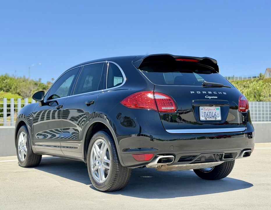 2013 Porsche 958 Cayenne Diesel - Image 25 of 31