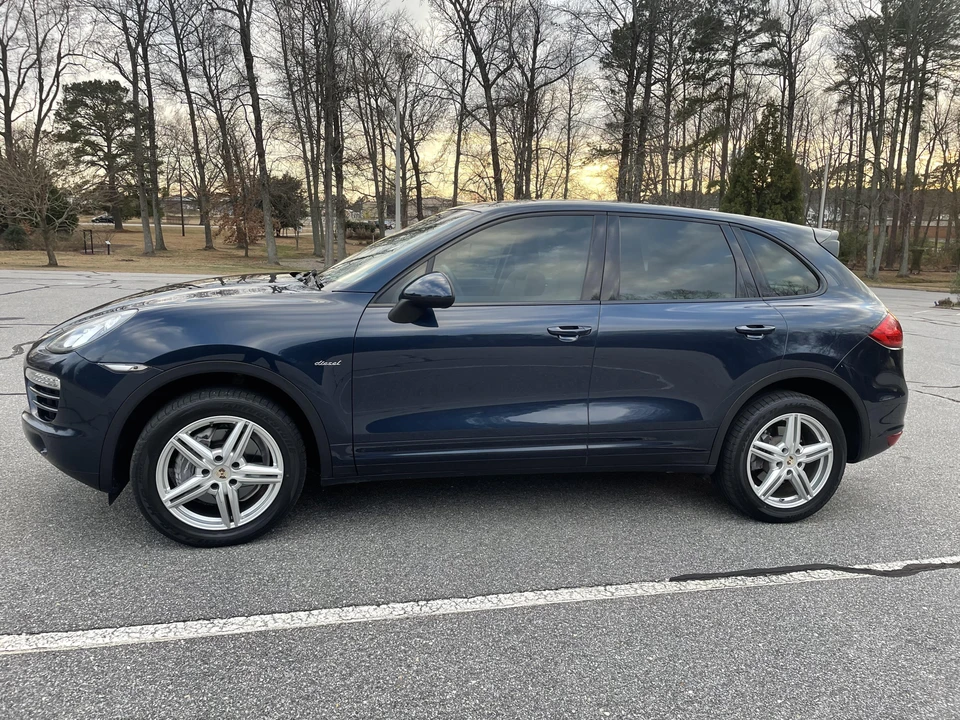 2013 Porsche 958 Cayenne Diesel - Image 10 of 31