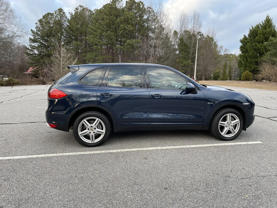 2013 Porsche 958 Cayenne Diesel - Image 18 of 31