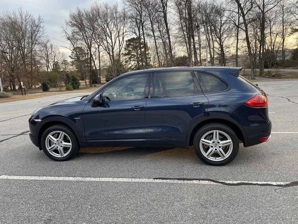 2013 Porsche 958 Cayenne Diesel - Image 11 of 31