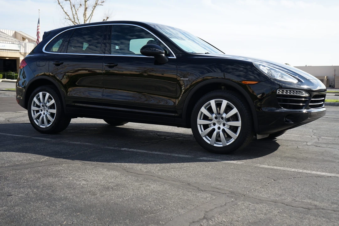 2013 Porsche 958 Cayenne Diesel - Image 24 of 31