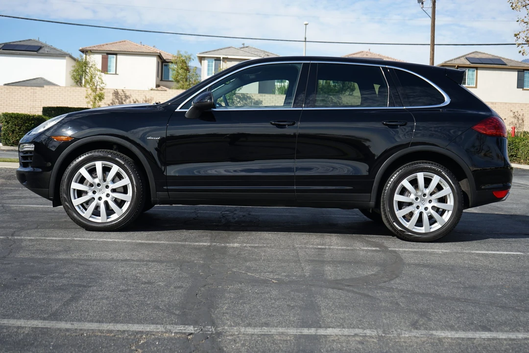 2013 Porsche 958 Cayenne Diesel - Image 9 of 31