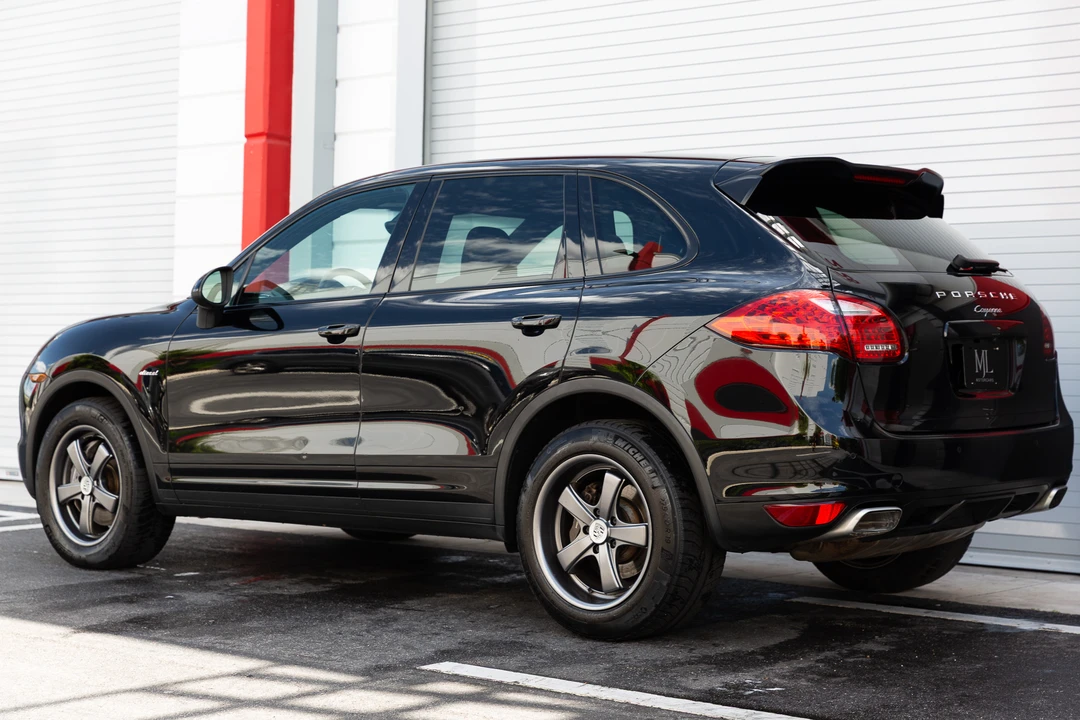 2013 Porsche 958 Cayenne Diesel - Image 28 of 31