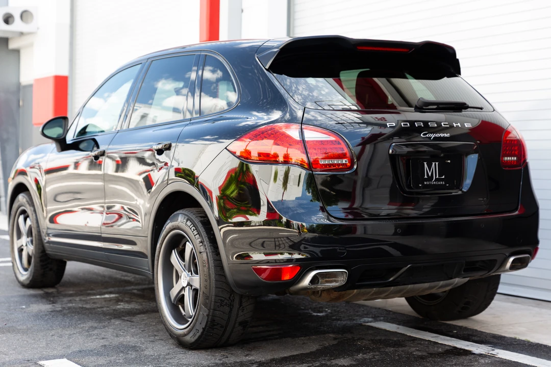 2013 Porsche 958 Cayenne Diesel - Image 26 of 31