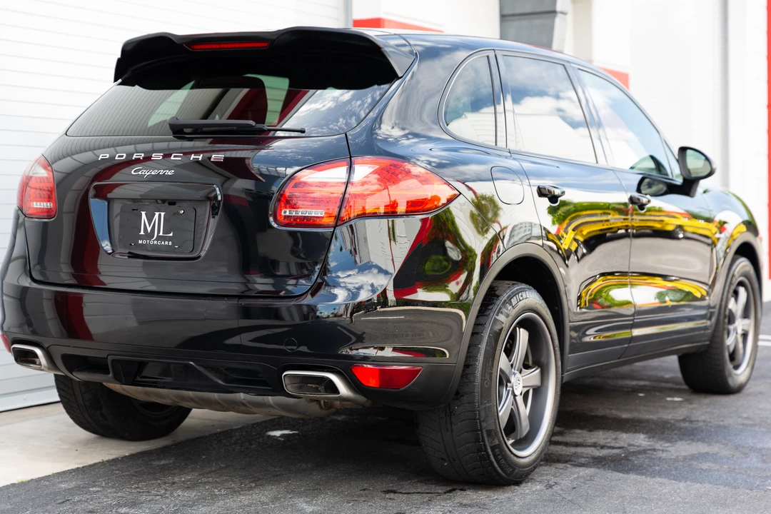 2013 Porsche 958 Cayenne Diesel - Image 20 of 31