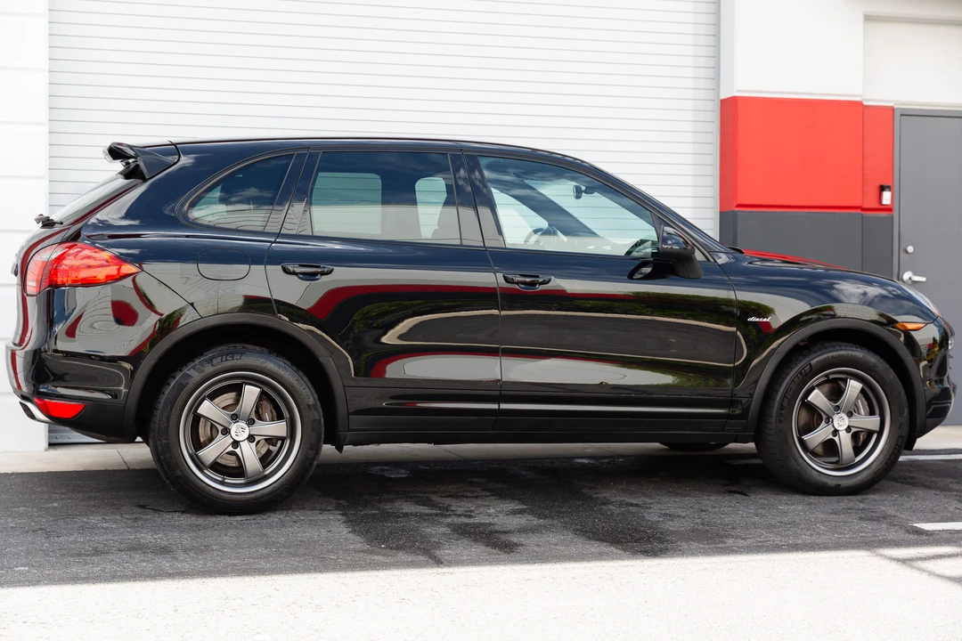 2013 Porsche 958 Cayenne Diesel - Image 16 of 31