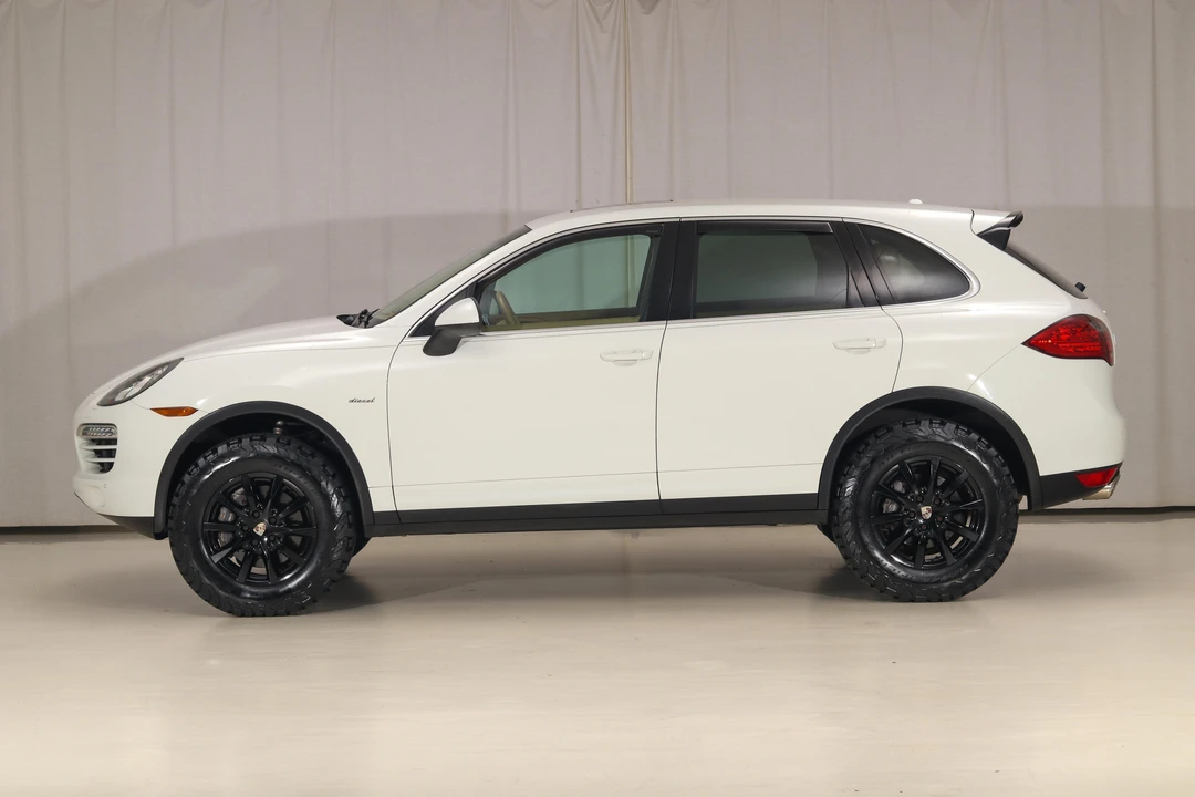 2013 Porsche 958 Cayenne Diesel - Image 10 of 24