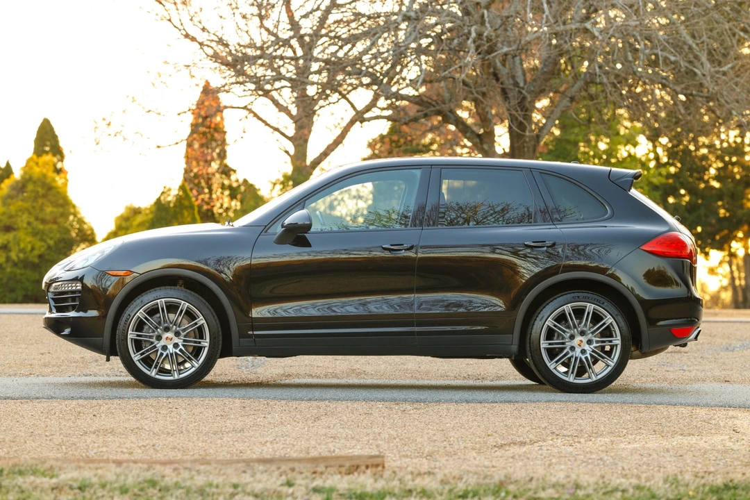 2013 Porsche 958 Cayenne Diesel - Image 18 of 31