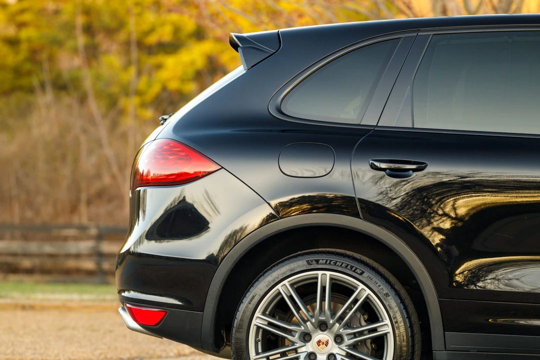 2013 Porsche 958 Cayenne Diesel - Image 25 of 31