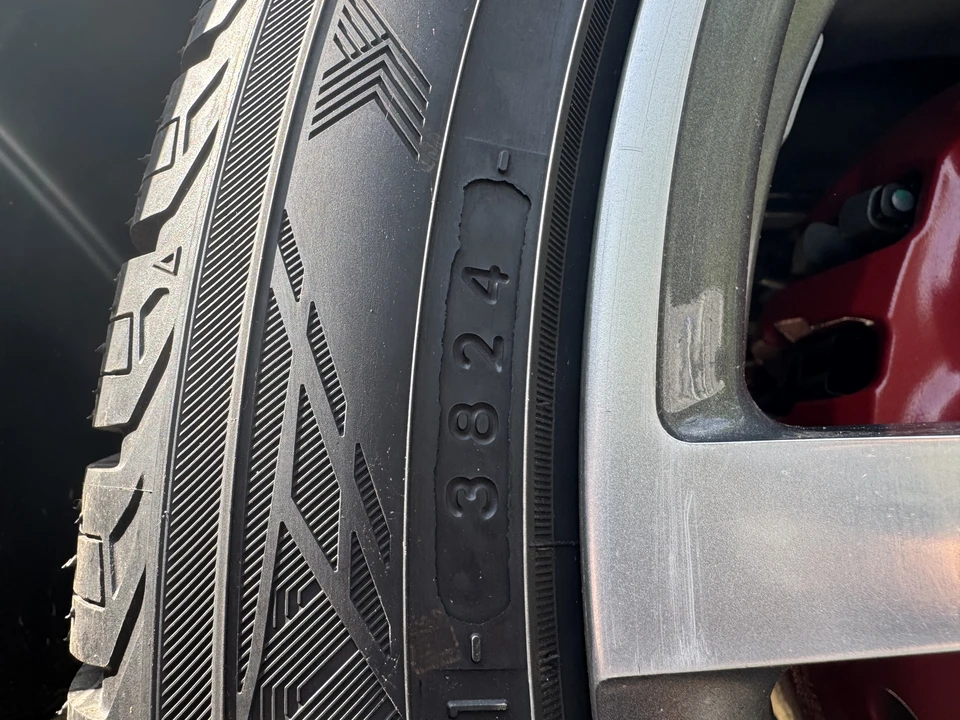 2013 Porsche 958 Cayenne Diesel - Image 30 of 31