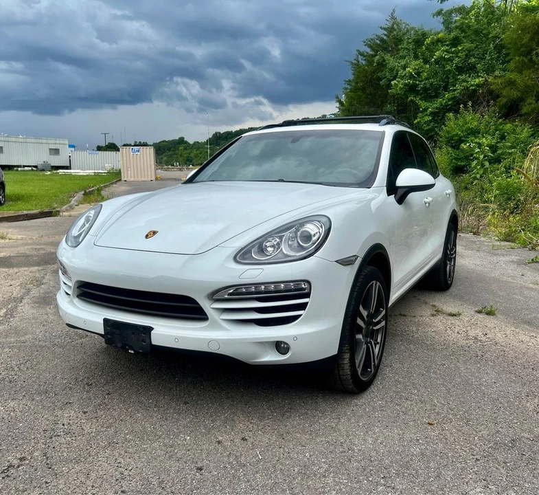 2013 Porsche 958 Cayenne Diesel - Image 2 of 20