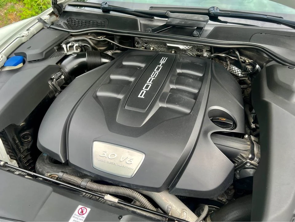 2013 Porsche 958 Cayenne Diesel - Image 19 of 20