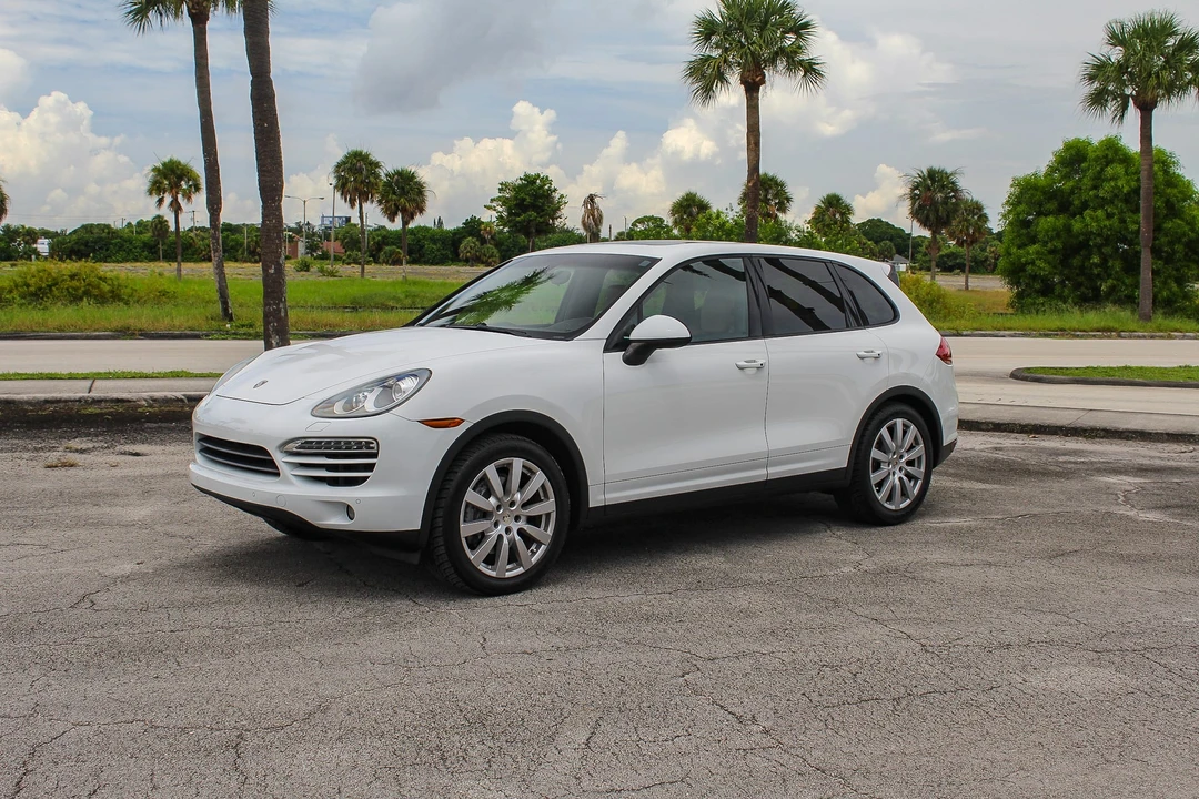 2013 Porsche 958 Cayenne Diesel - Image 4 of 31