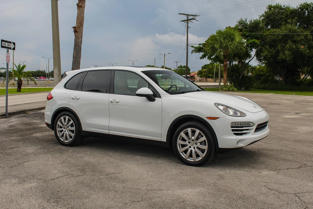2013 Porsche 958 Cayenne Diesel - Image 15 of 31