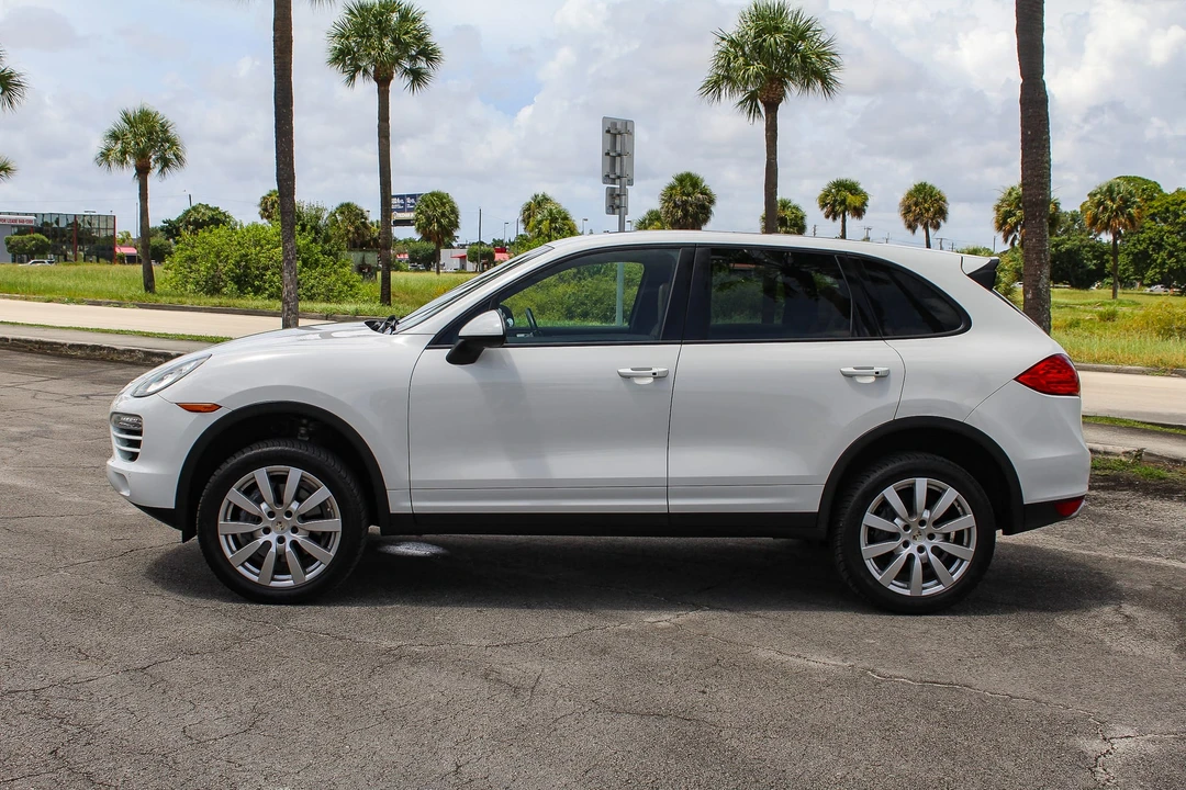 2013 Porsche 958 Cayenne Diesel - Image 26 of 31