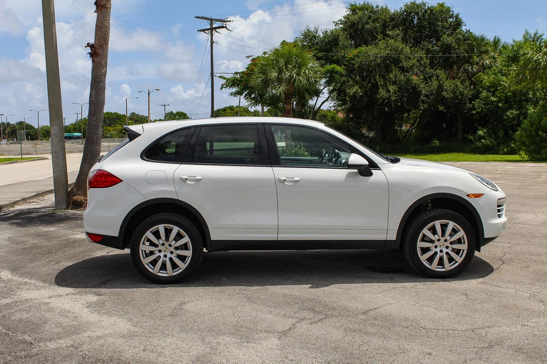2013 Porsche 958 Cayenne Diesel - Image 27 of 31