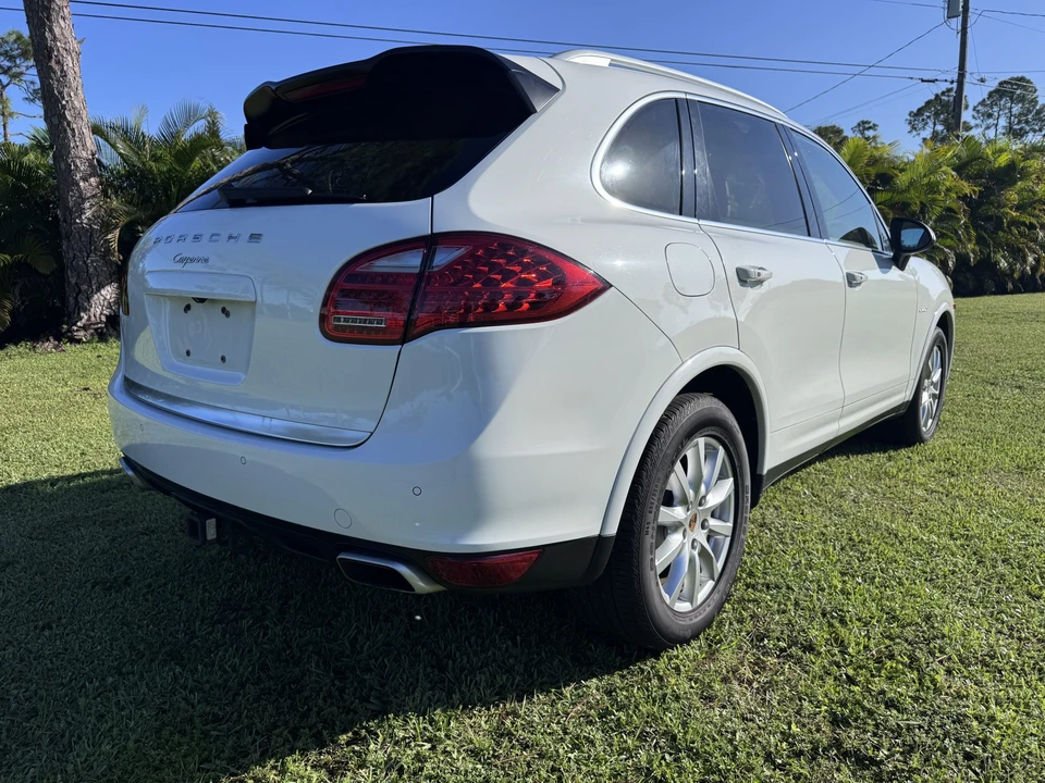 2013 Porsche 958 Cayenne Diesel - Image 12 of 31