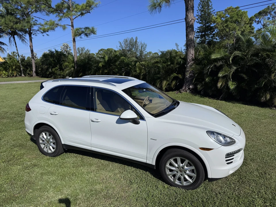 2013 Porsche 958 Cayenne Diesel - Image 17 of 31