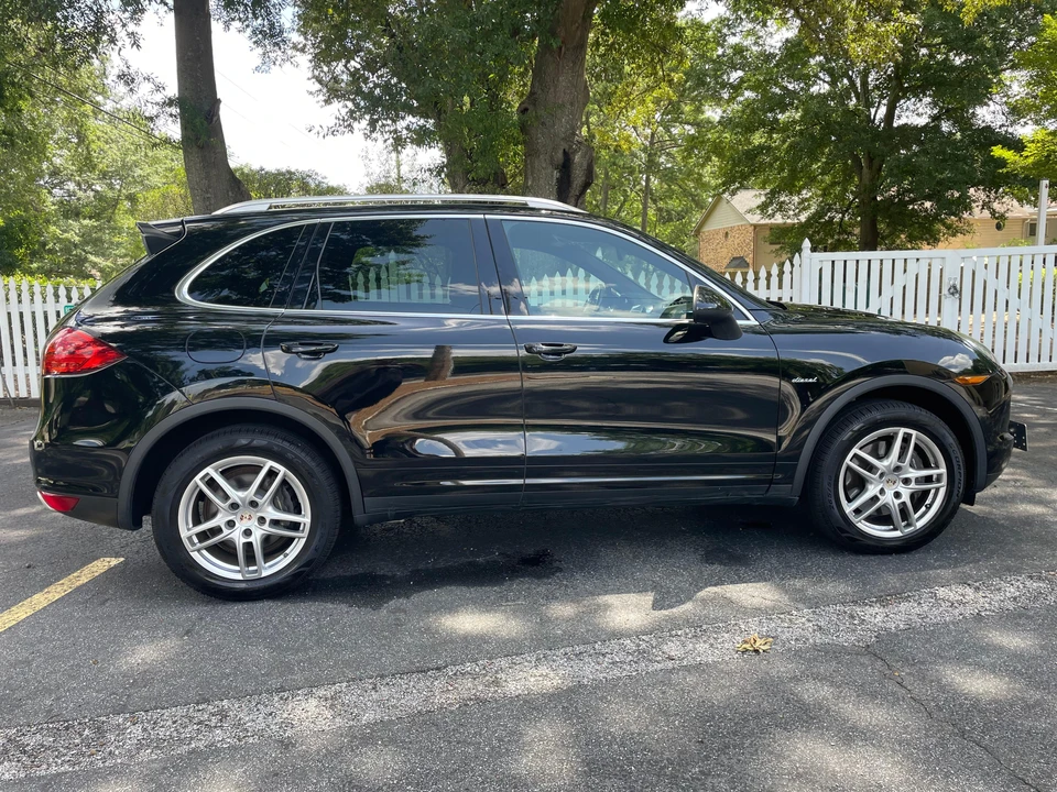 2013 Porsche 958 Cayenne Diesel - Image 13 of 31