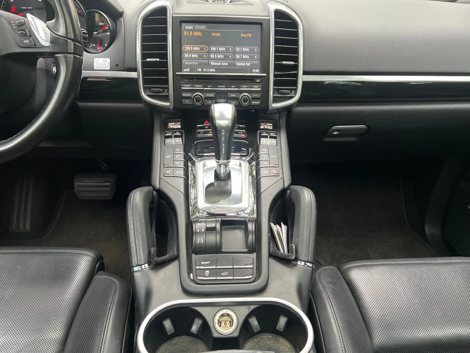 2013 Porsche 958 Cayenne Diesel - Image 26 of 31