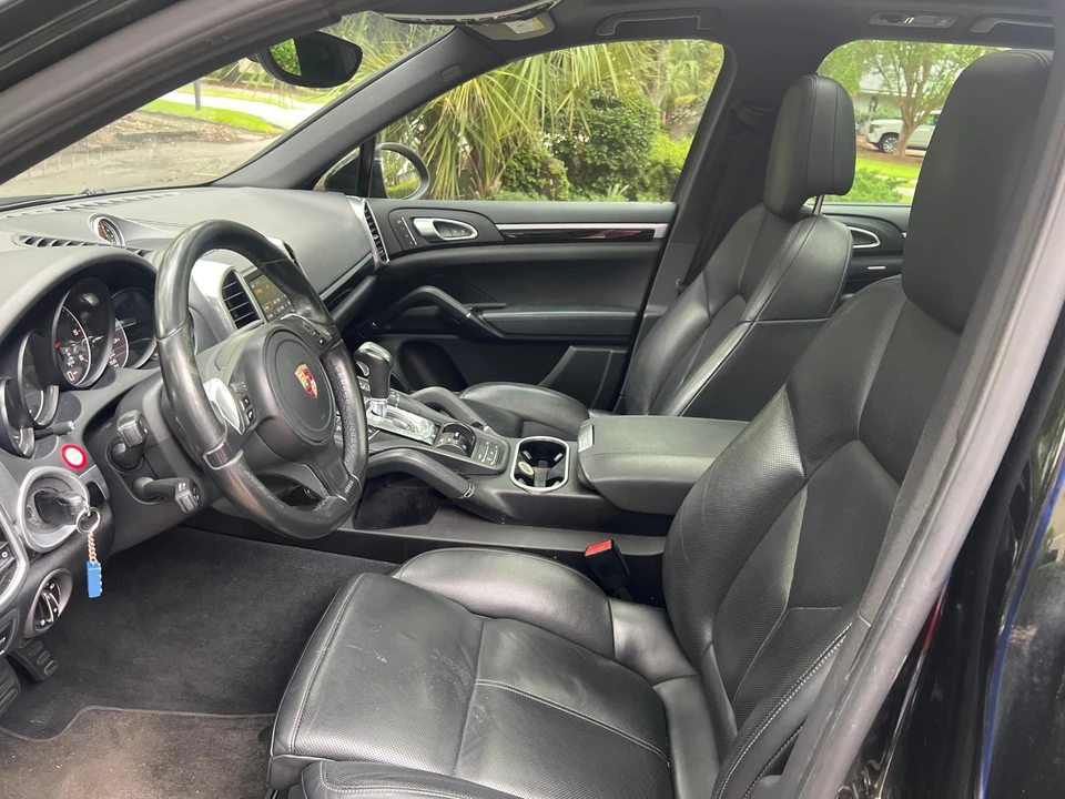 2013 Porsche 958 Cayenne Diesel - Image 22 of 31