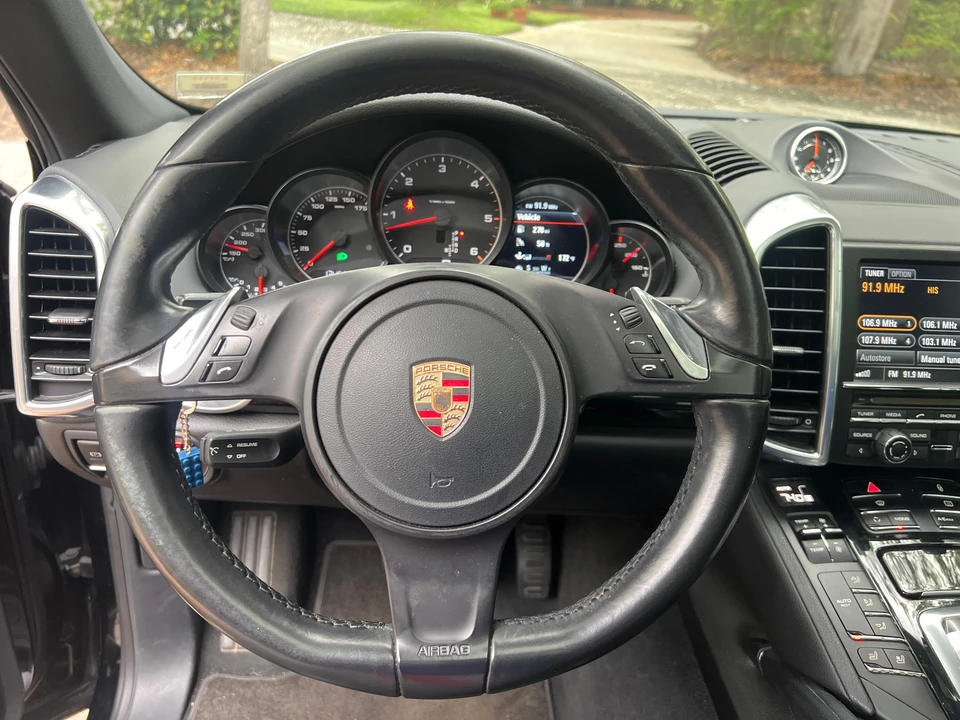 2013 Porsche 958 Cayenne Diesel - Image 25 of 31