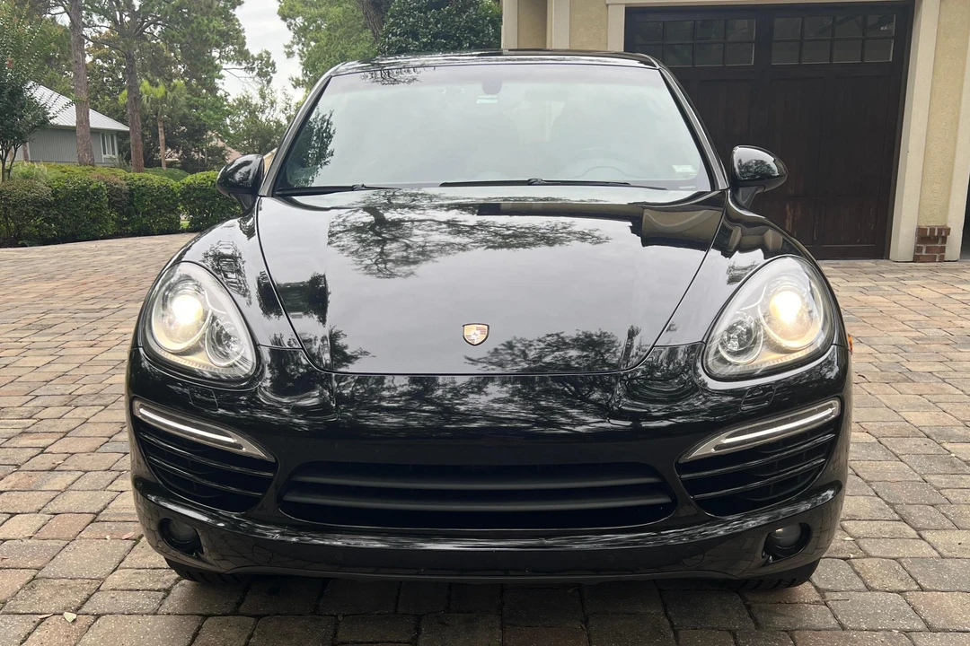 2013 Porsche 958 Cayenne Diesel - Image 2 of 31