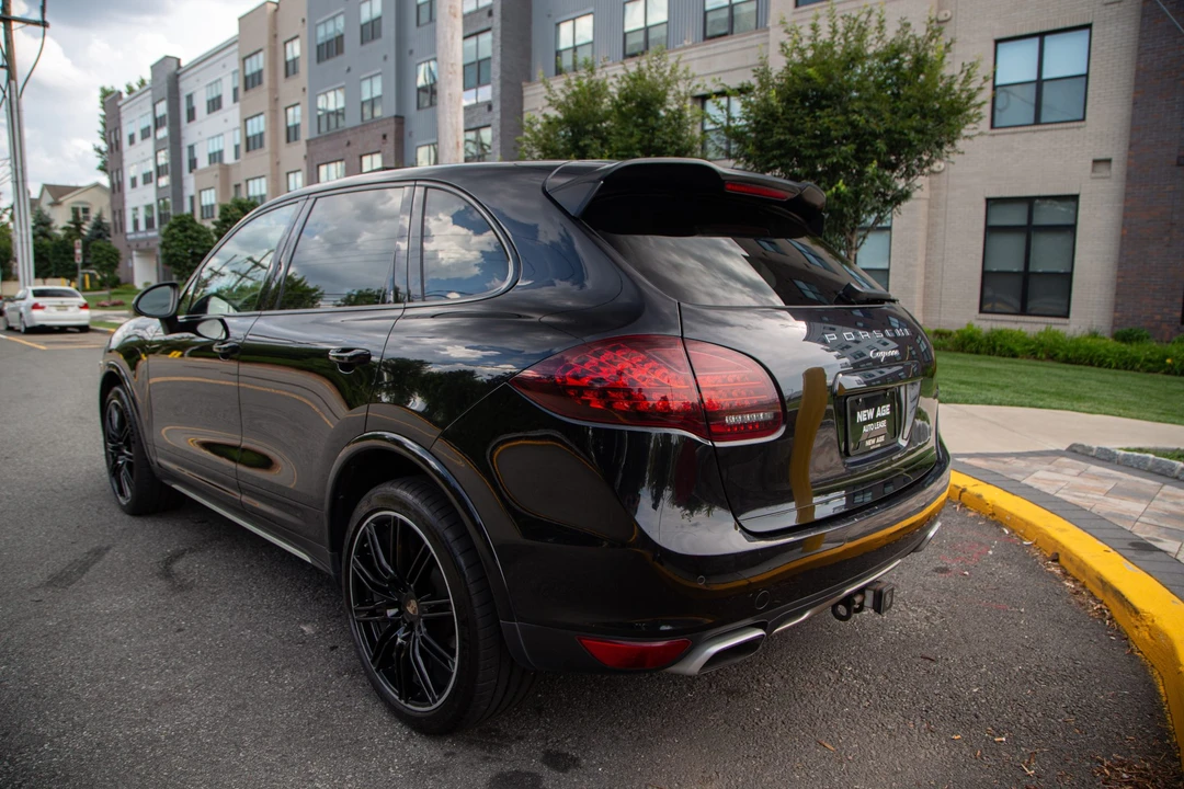 2013 Porsche 958 Cayenne Diesel - Image 8 of 31