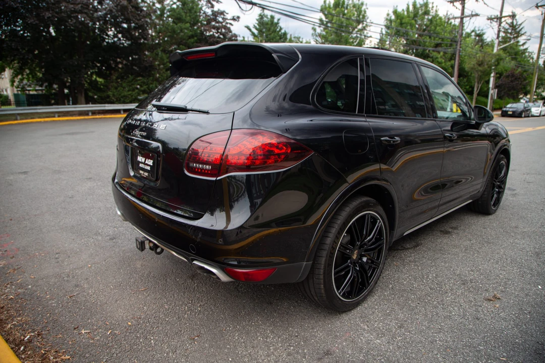 2013 Porsche 958 Cayenne Diesel - Image 16 of 31