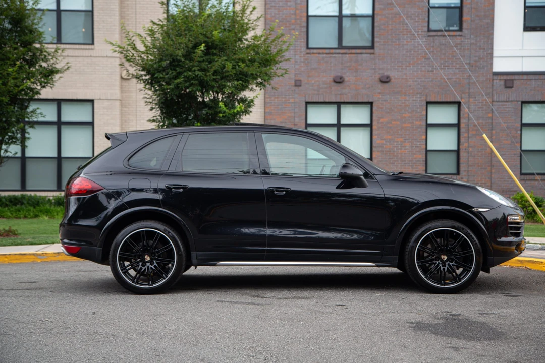 2013 Porsche 958 Cayenne Diesel - Image 24 of 31