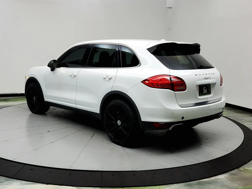 2013 Porsche 958 Cayenne Diesel - Image 7 of 31