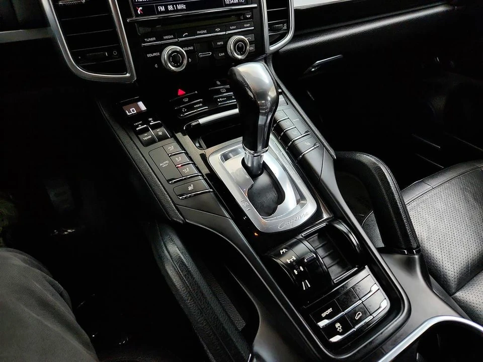 2013 Porsche 958 Cayenne Diesel - Image 19 of 31