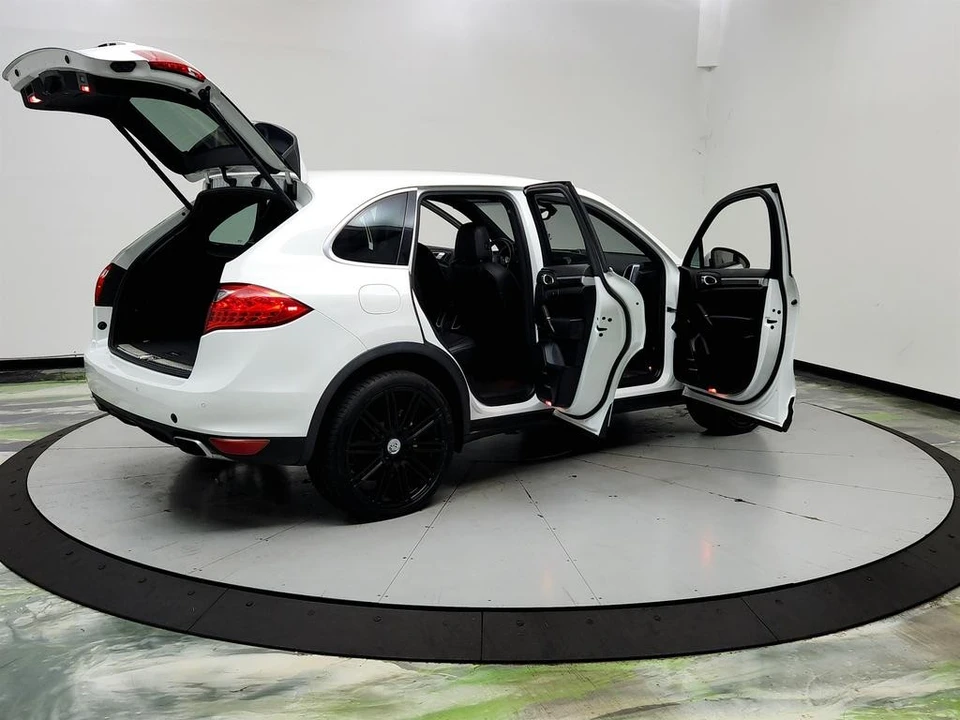 2013 Porsche 958 Cayenne Diesel - Image 11 of 31
