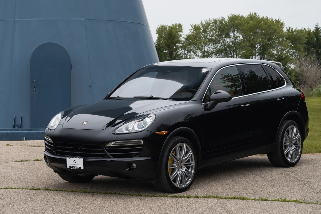 2013 Porsche 958 Cayenne Diesel - Image 2 of 31