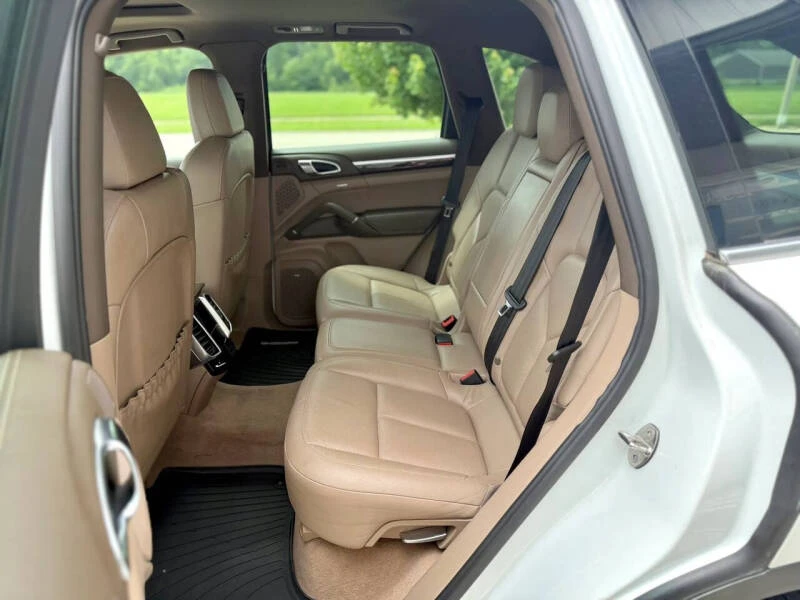 2013 Porsche 958 Cayenne Diesel - Image 22 of 23