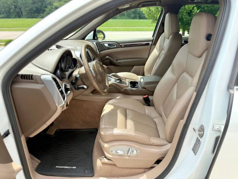 2013 Porsche 958 Cayenne Diesel - Image 10 of 23