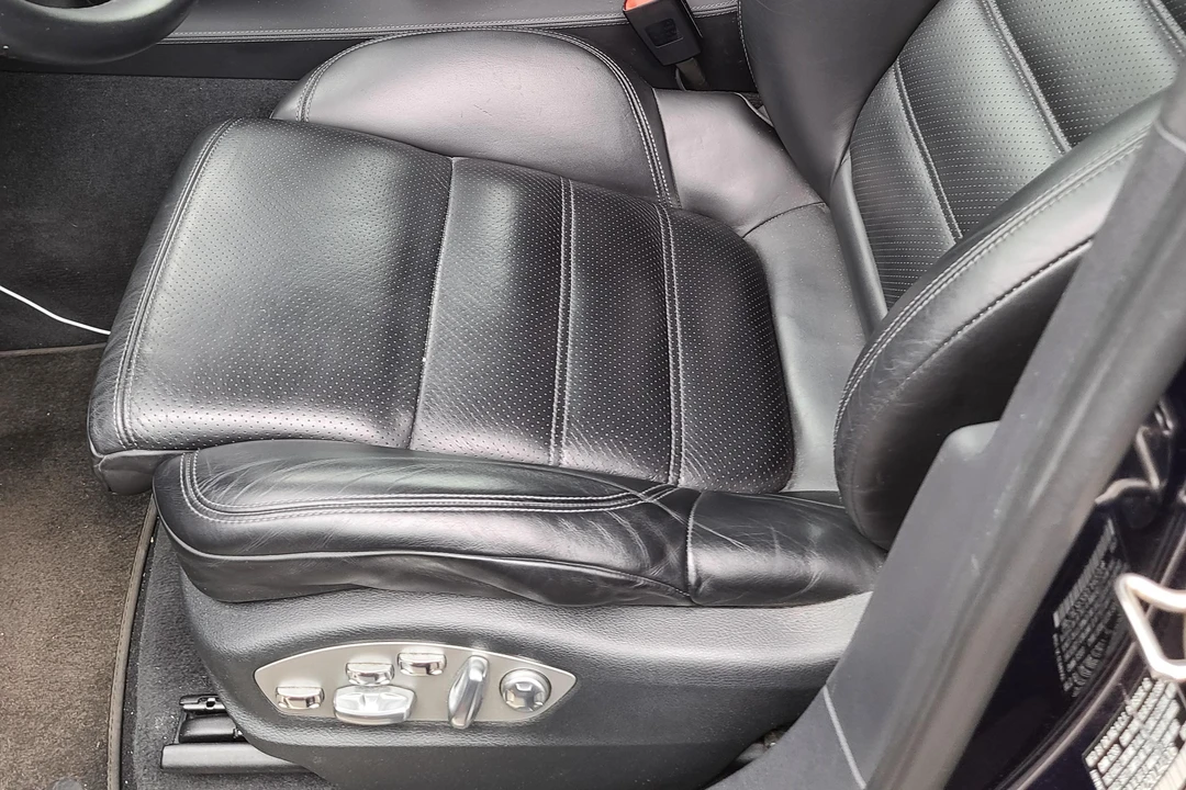 2013 Porsche 958 Cayenne Diesel - Image 28 of 31